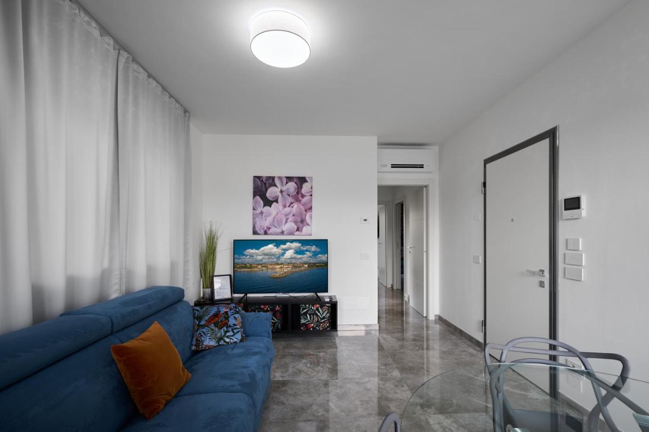 Karolina Apartment Desenzano del Garda
